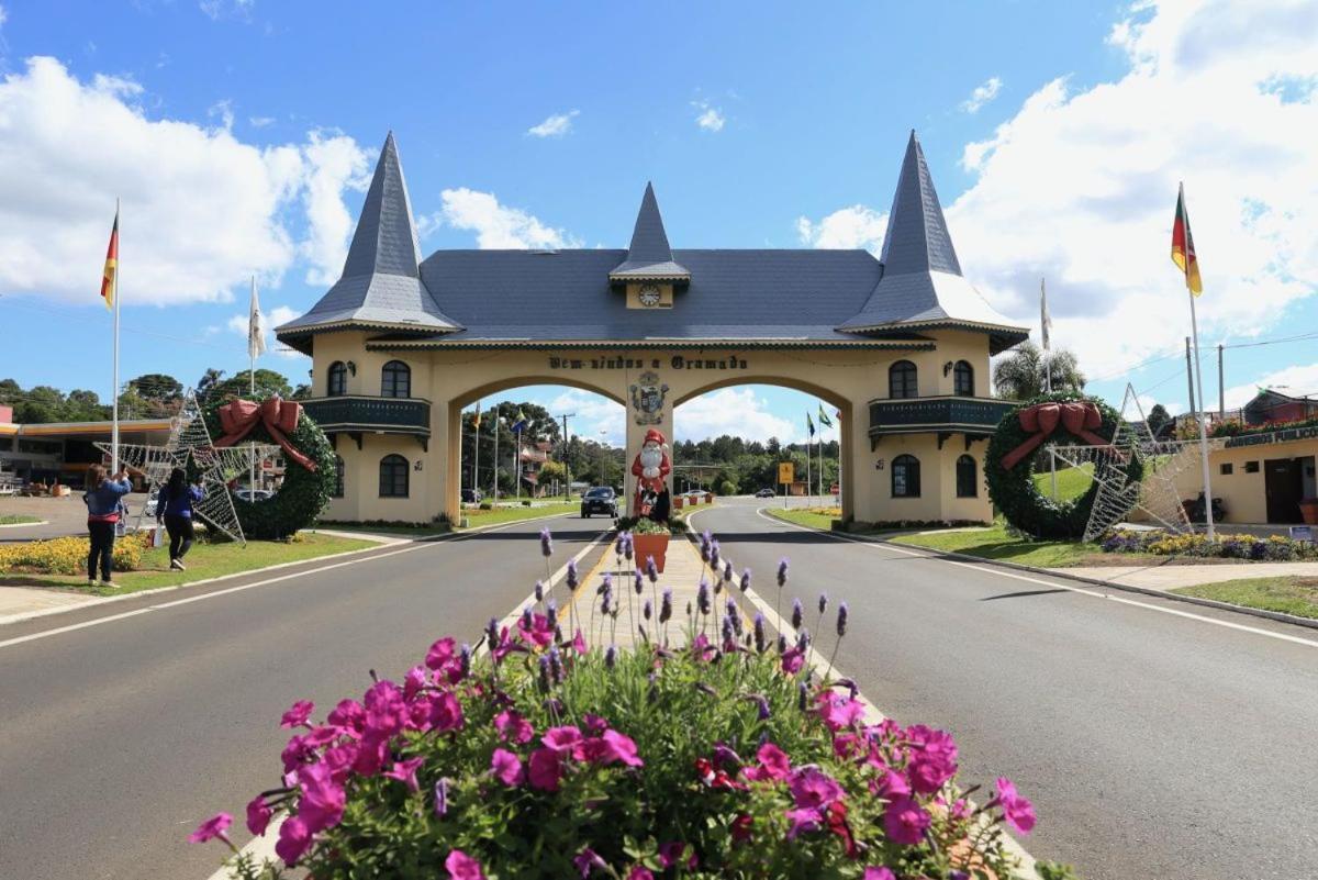 Apartamento Luxuoso No Cond Vista Do Quilombo A 50 Metros Do Hard Rock Cafe Gramado Exterior photo